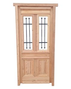 Puerta de frente en madera antigua pinotea 