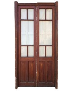 Antigua puerta griega madera cedro con postigos