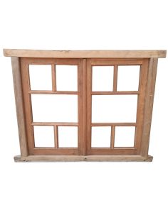 Antigua ventana de madera cedro con marco