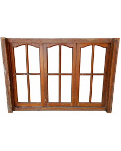 Ventana de madera cedro con vidrios repartidos
