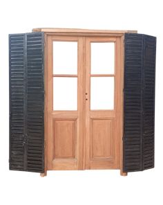 Tres puertas de madera cedro con celosías