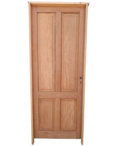 Antigua puerta tablero de madera cedro