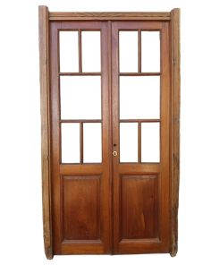 Antigua puerta de madera cedro con marco