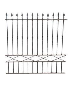 3,4 metros lineales de frente de reja de hierro