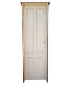 Antigua puerta tablero de madera cedro