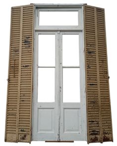 Dos puertas de madera cedro con celosías