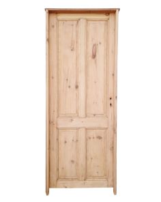Tres puertas tablero de madera antigua 