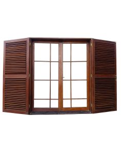 Dos puertas de madera cedro con celosías