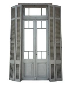 Dos puertas de madera cedro con celosías