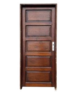 Antigua puerta tablero de madera cedro